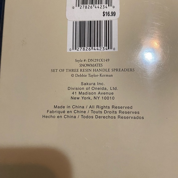 New never used appetizer spreading knives - Picture 2 of 2